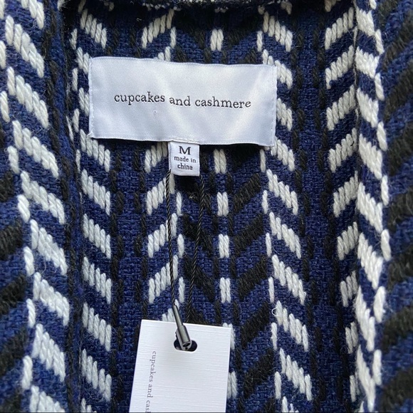 Cupcakes And Cashmere Kirsty Woven Fringe Jacket - Picture 7 of 8